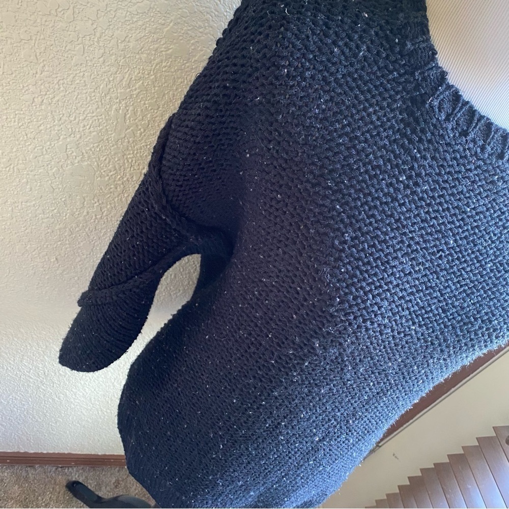 Easel Chunky Knit 3/4 Sleeve Long Line Sweater Black: M/L - Picture 2 of 10